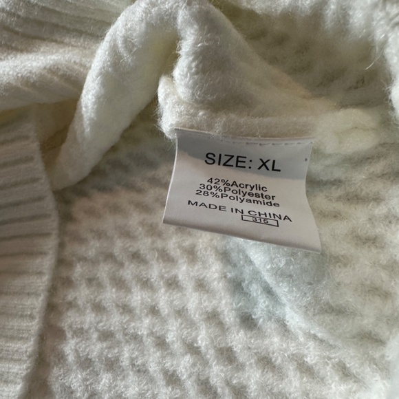 Ecosunny Flower Appliqué Textured Knit Sweater NWOT XL - Picture 9 of 9